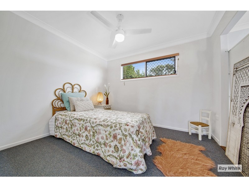 7 Discovery Crescent, Rosslyn QLD 4703