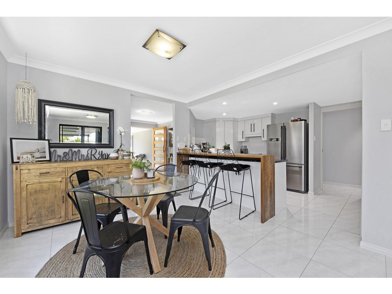 27 Mei-Lynn Way, Taranganba QLD 4703
