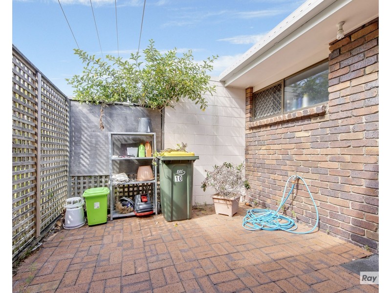 10/8 Elma Street, Cooee Bay QLD 4703