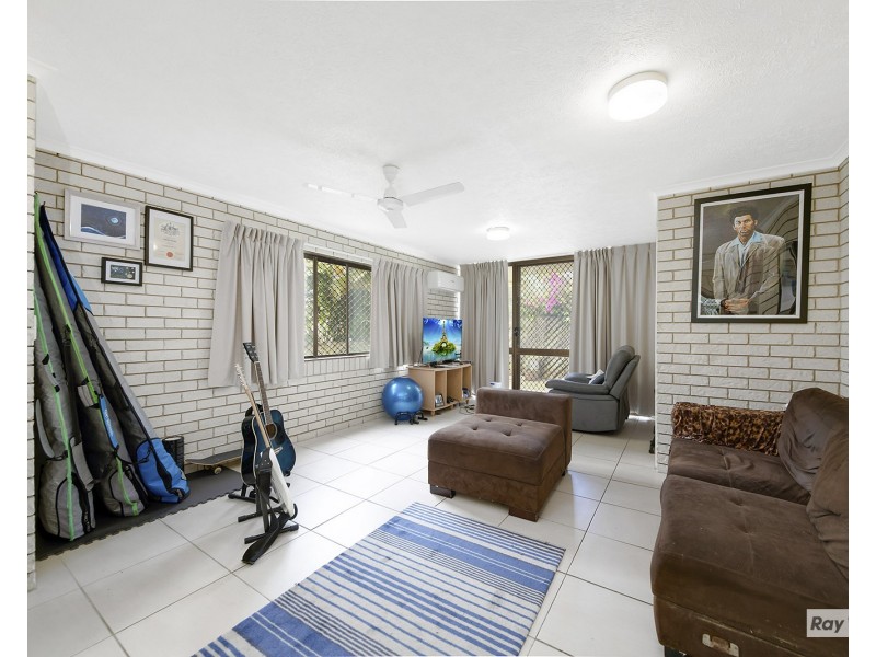 2/5 Percy Ford Street, Cooee Bay QLD 4703