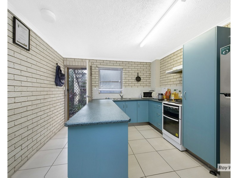 2/5 Percy Ford Street, Cooee Bay QLD 4703