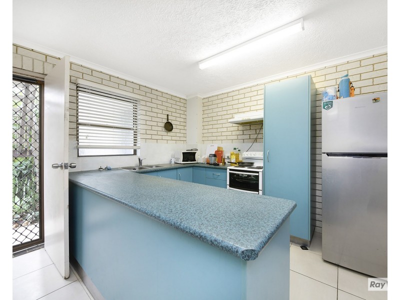 2/5 Percy Ford Street, Cooee Bay QLD 4703