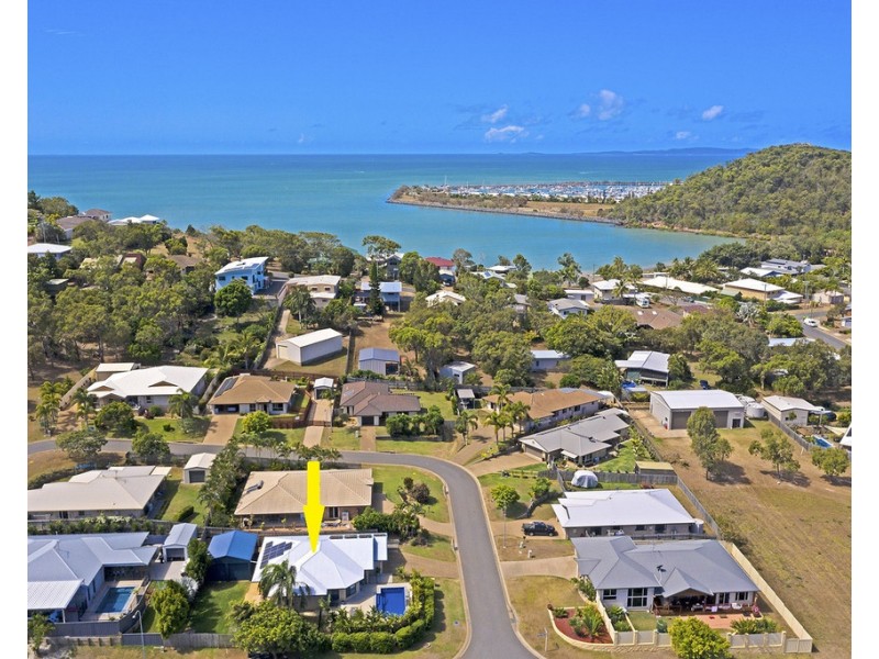 8 Driftwood Drive, Rosslyn QLD 4703