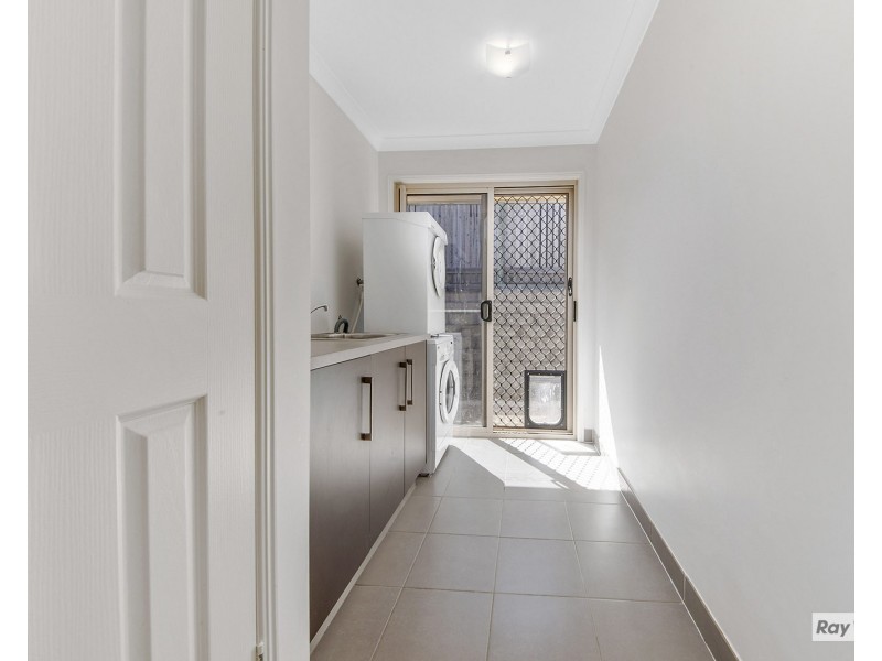 8 Lomandra Lane, Taroomball QLD 4703