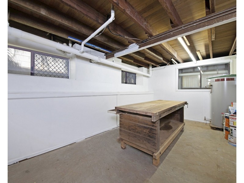 50 Poinciana Ave, Taranganba QLD 4703