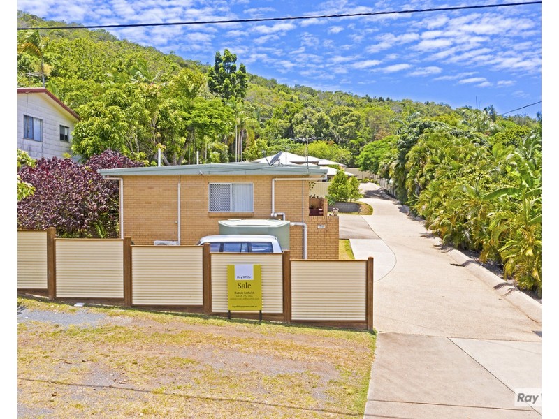 1-4/39 Power St, Yeppoon QLD 4703