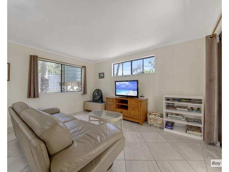 18 Esplanade, The Keppels QLD 4700