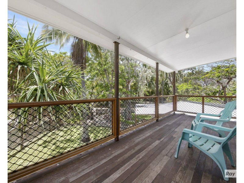 18 Esplanade, The Keppels QLD 4700