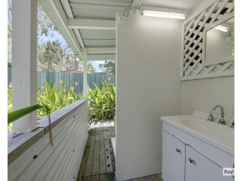 18 Esplanade, The Keppels QLD 4700