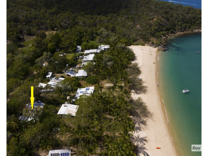 18 Esplanade, The Keppels QLD 4700