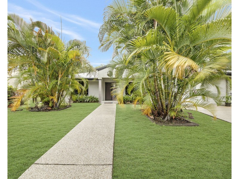 10 Shadowbrook Place, Yeppoon QLD 4703