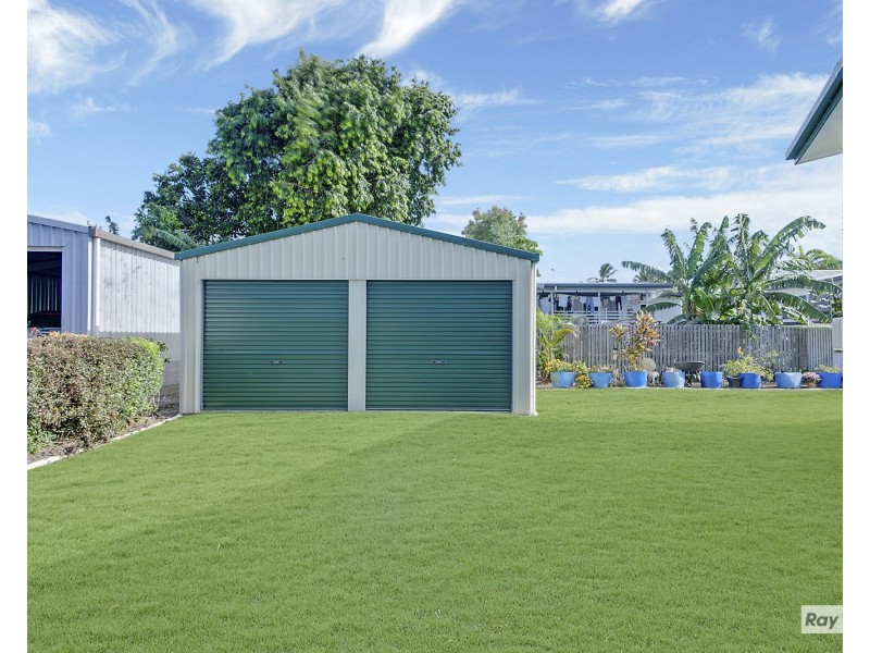 8 Pinnacle Street, Causeway Lake QLD 4703