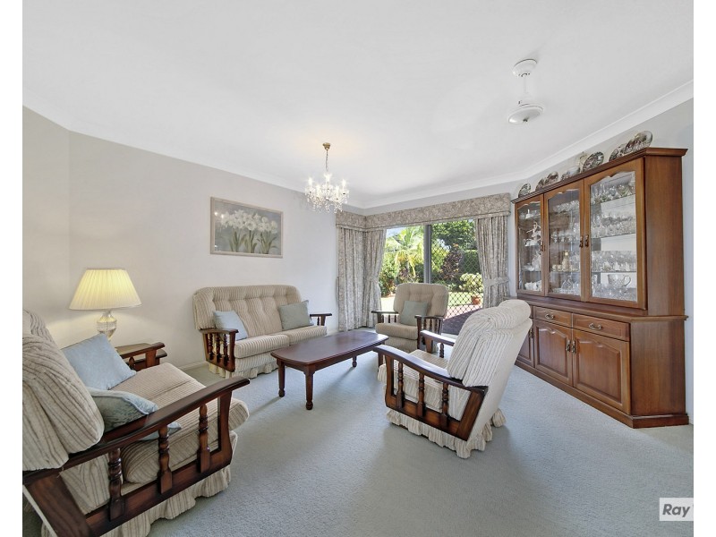 12 Yearsley Grove, Pacific Heights QLD 4703