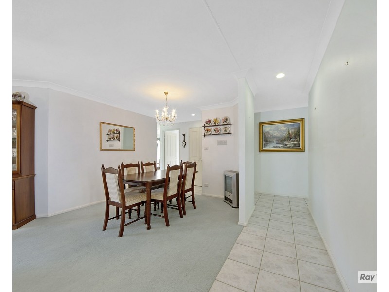 12 Yearsley Grove, Pacific Heights QLD 4703