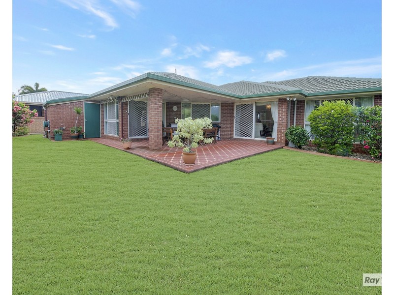 12 Yearsley Grove, Pacific Heights QLD 4703