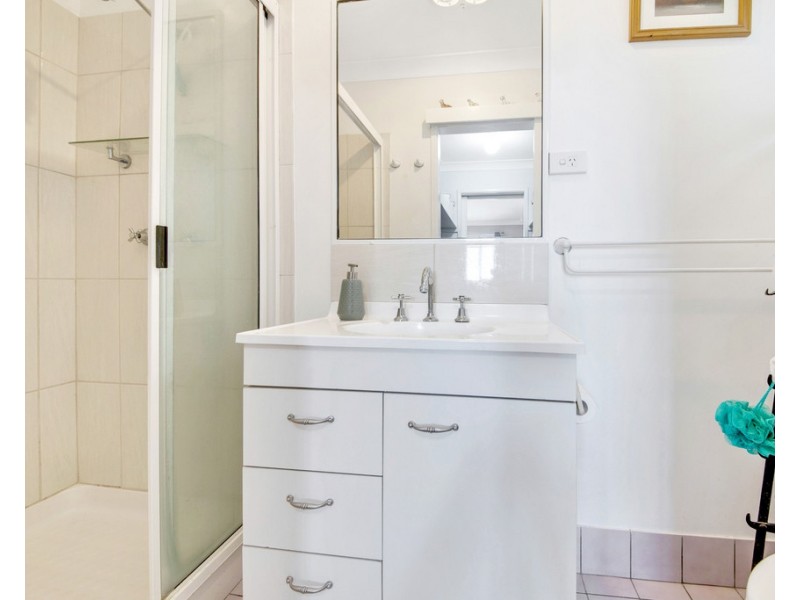 31 Evelyn Street, Zilzie QLD 4710