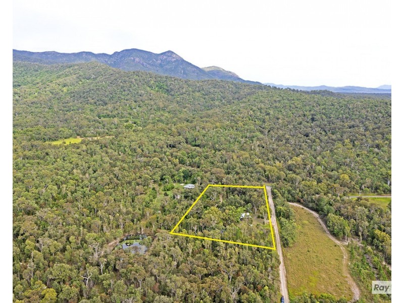 2550 Byfield Rd, Byfield QLD 4703