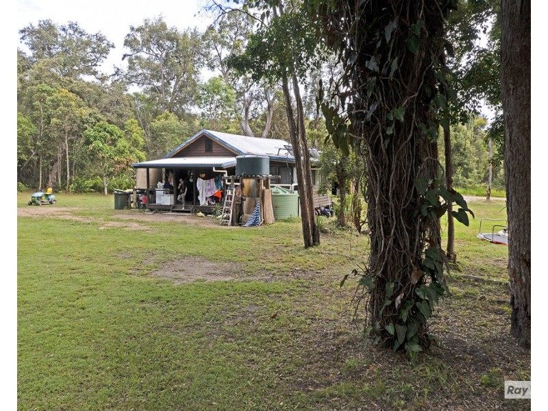 2550 Byfield Rd, Byfield QLD 4703