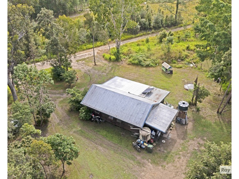 2550 Byfield Rd, Byfield QLD 4703