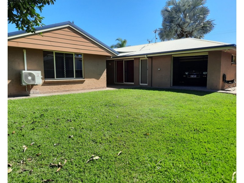 6 Thomas Street, Emu Park QLD 4710