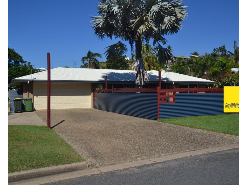 6 Thomas Street, Emu Park QLD 4710
