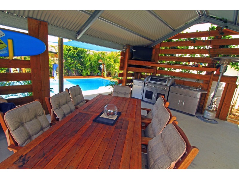 11 Sandcastle Drive, Mulambin QLD 4703