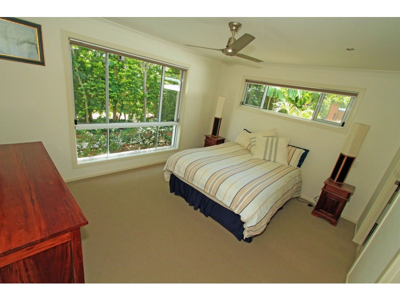 11 Sandcastle Drive, Mulambin QLD 4703
