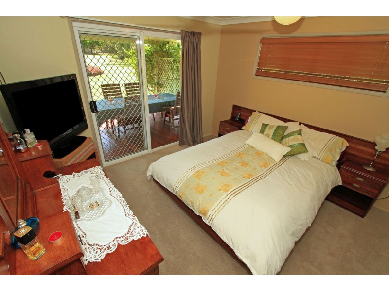 18 Vaughans Road, Inverness QLD 4703