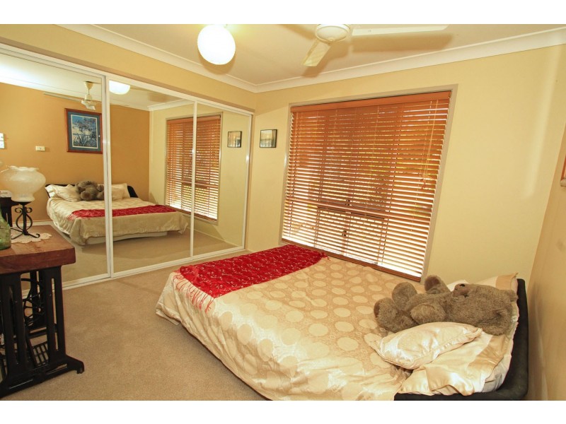 18 Vaughans Road, Inverness QLD 4703