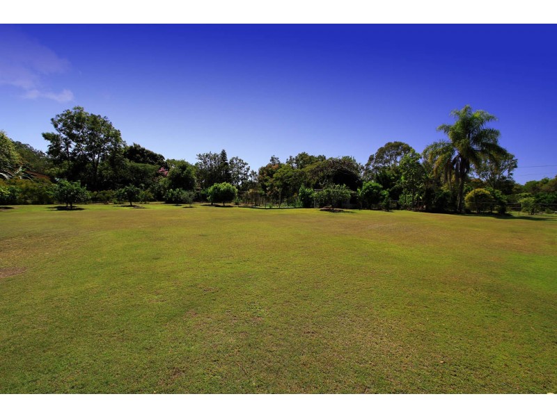 18 Vaughans Road, Inverness QLD 4703