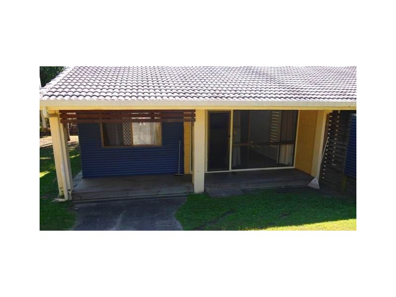 2/16 Seahorse Crescent, Lammermoor QLD 4703