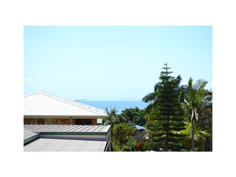 19 Greer Street, Meikleville Hill QLD 4703