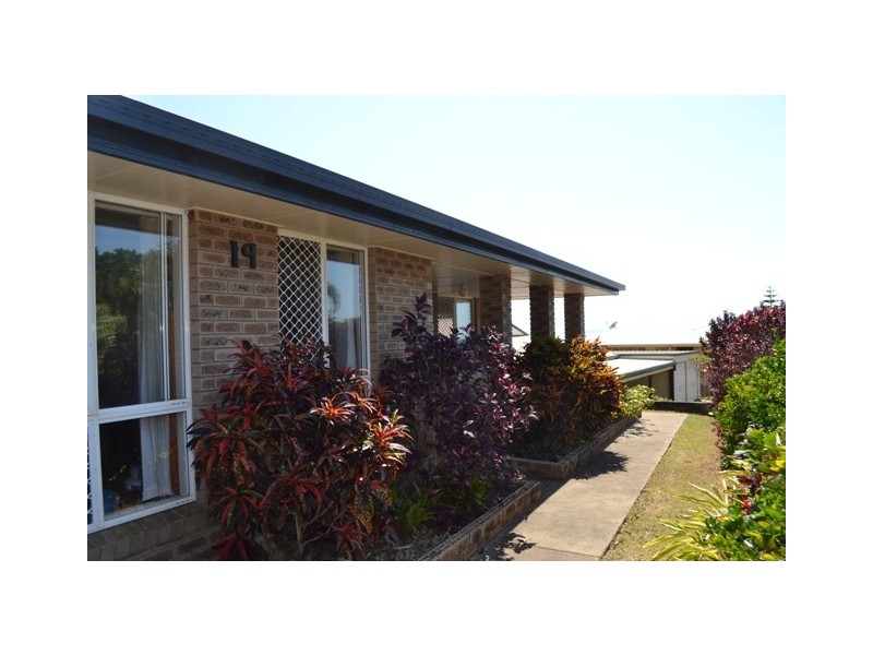 19 Greer Street, Meikleville Hill QLD 4703
