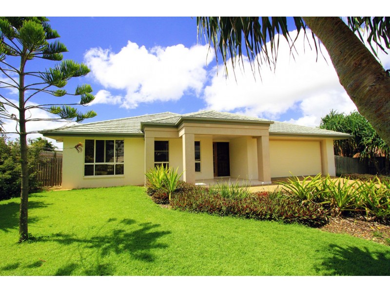 39 Miami Crescent, Pacific Heights QLD 4703