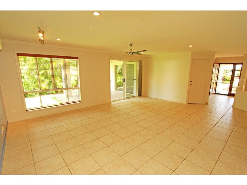 39 Miami Crescent, Pacific Heights QLD 4703