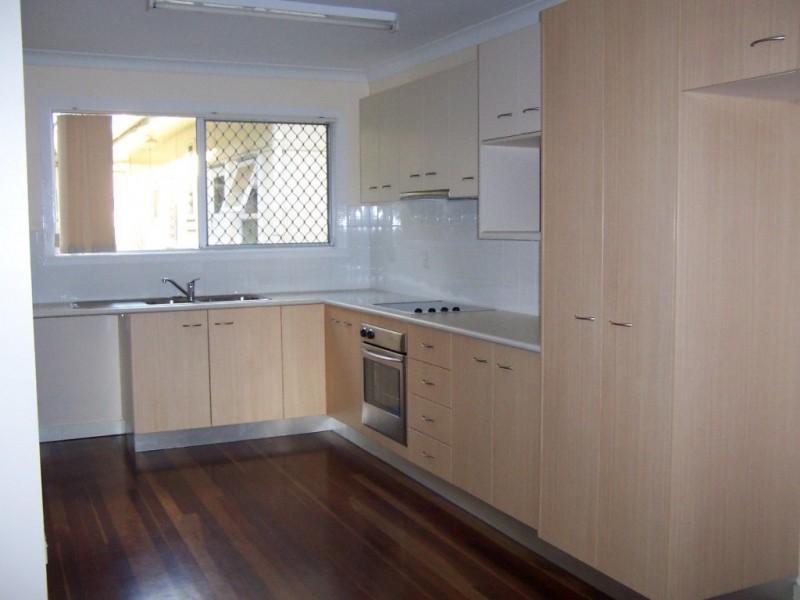 13 Raymond Terrace, Yeppoon QLD 4703