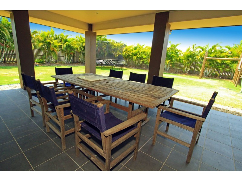 54 Lakeview Circuit, Mulambin QLD 4703