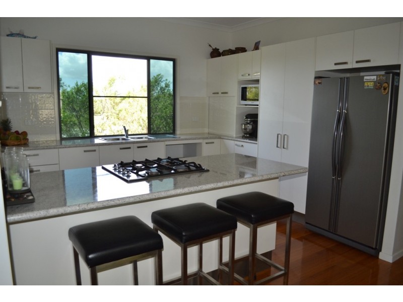 50 Old Scenic Highway, Lammermoor QLD 4703