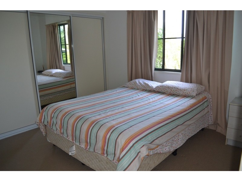 50 Old Scenic Highway, Lammermoor QLD 4703