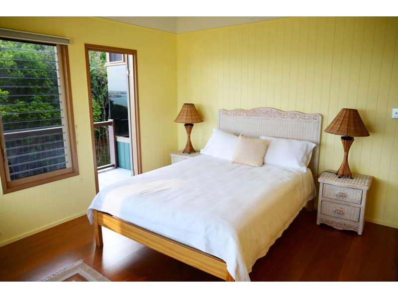 27 Cokas Avenue, Meikleville Hill QLD 4703