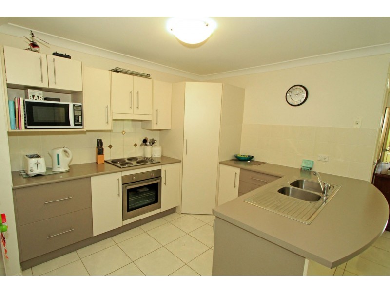 4 Driftwood Drive, Rosslyn QLD 4703