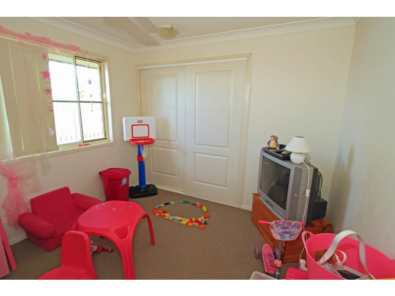 4 Driftwood Drive, Rosslyn QLD 4703