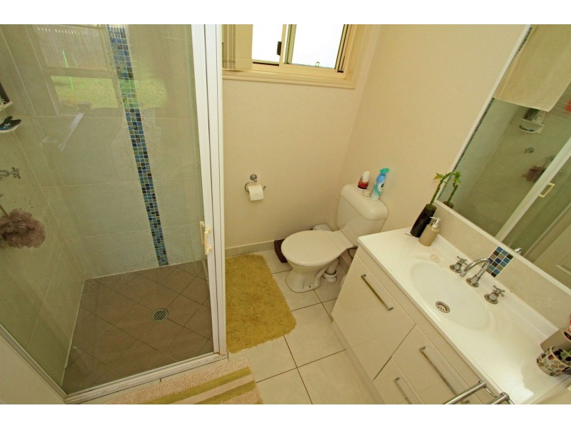 4 Driftwood Drive, Rosslyn QLD 4703