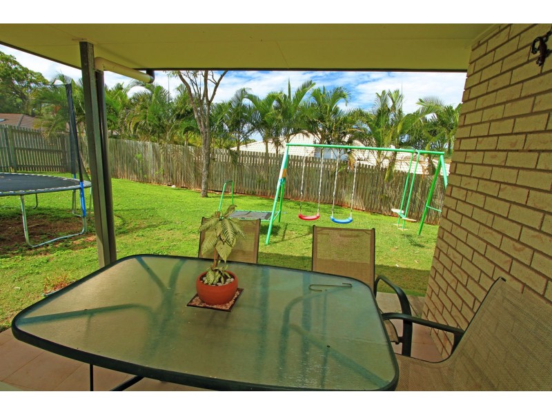 4 Driftwood Drive, Rosslyn QLD 4703