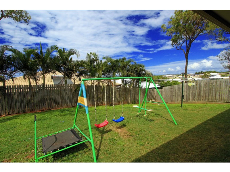 4 Driftwood Drive, Rosslyn QLD 4703