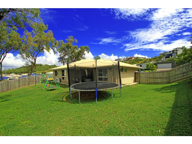 4 Driftwood Drive, Rosslyn QLD 4703