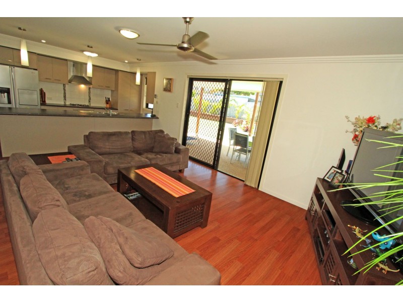 2 Outrigger Drive, Mulambin QLD 4703