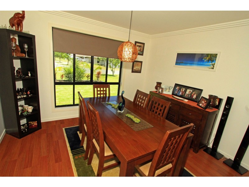 2 Outrigger Drive, Mulambin QLD 4703