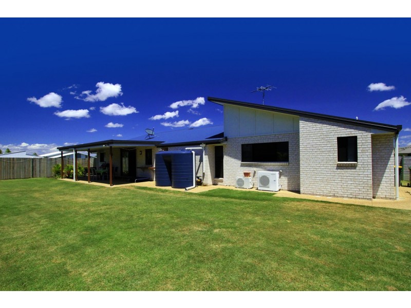 2 Outrigger Drive, Mulambin QLD 4703