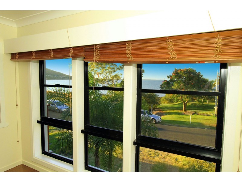 20 Ocean Parade, Cooee Bay QLD 4703